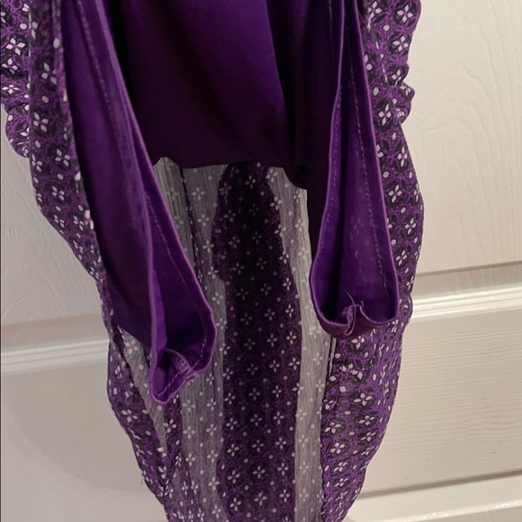 Beecher Brook Purple crisscross, cold should shirt - Picture 9 of 10